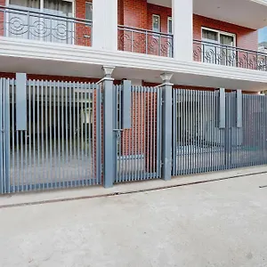 *** Hotel Rv Homes India